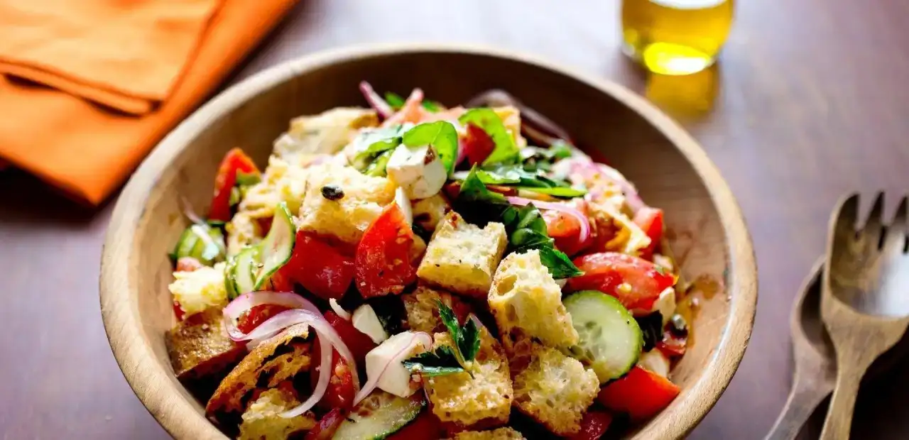 Domatesli Panzanella Tarifi