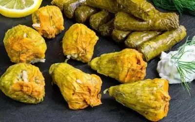Zeytinyağlı Kabak Çiçeği Dolması Tarifi