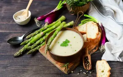 Kuşkonmaz Çorbası