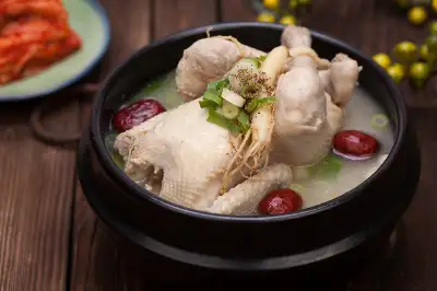 En Meşhur Kore Yemekleri: Güney Kore Mutfağına Özgü 10 Yerel Yemek Tarifi 8
