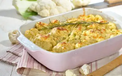 Beşamel Soslu Kıymalı Karnabahar Tarifi