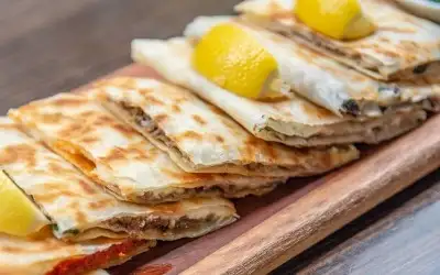Dilli Kaşarlı Gözleme Tarifi