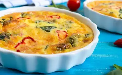 Fırında Sebzeli Omlet Tarifi