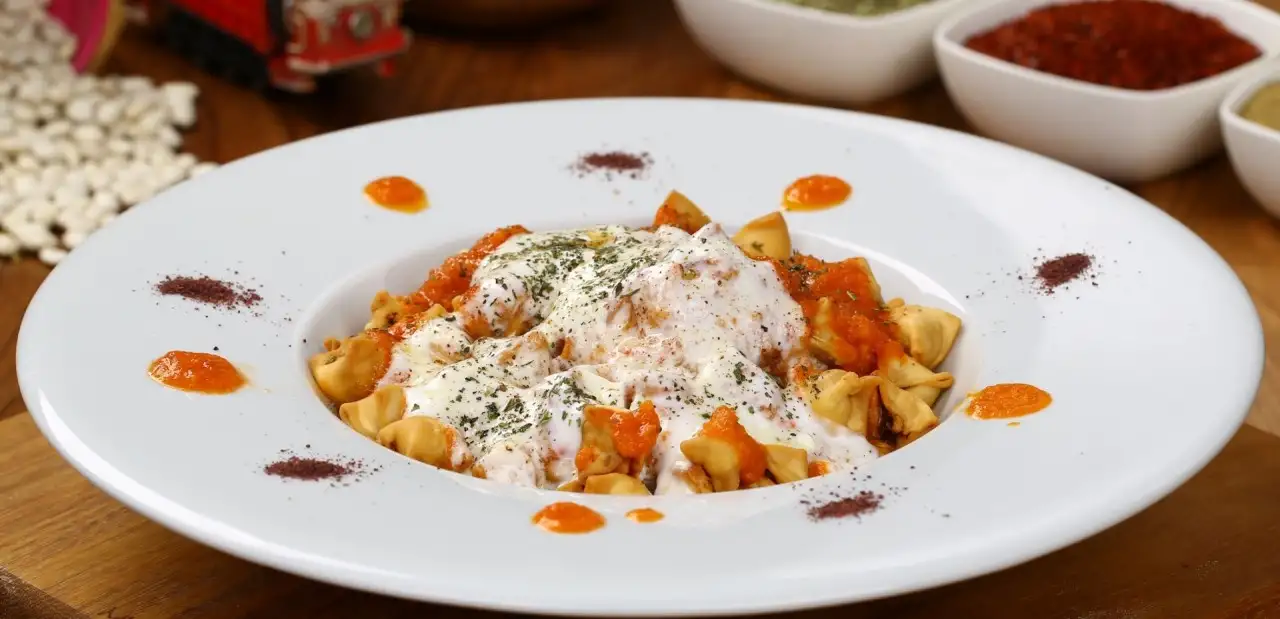 Hazır Yufkadan Mantı (Yalancı Mantı) Tarifi