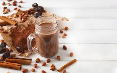 Hurmalı ve Kakaolu Smoothie Tarifi