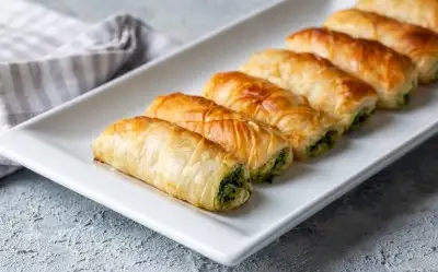 Ispanaklı Milföy Börek Tarifi