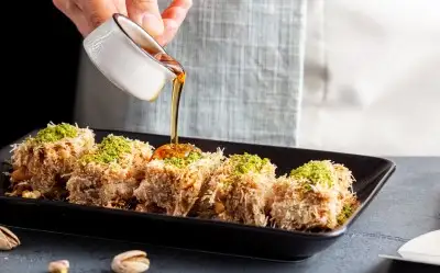 Kadayıflı İrmik Tatlısı Tarifi