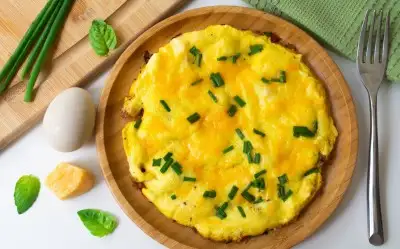 Bol Kaşarlı Omlet Tarifi