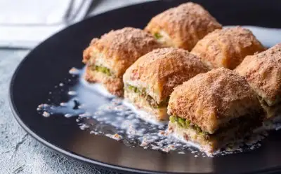 Kaymak Baklavası Tarifi