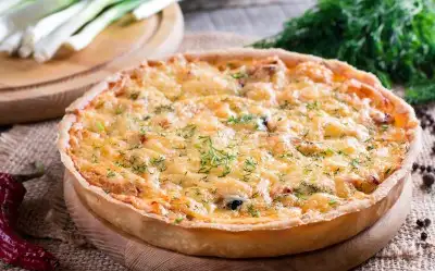 Kinoalı Pırasalı Kek Tarifi