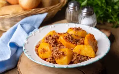 Kıymalı Patates Yemeği Tarifi