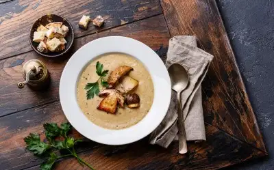 Kremalı Mantar Çorbası Tarifi