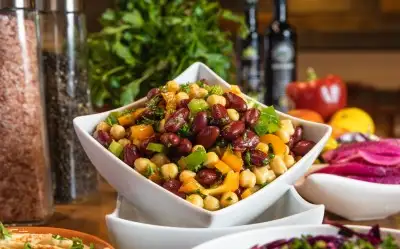 Meksika Fasulyeli Salata Tarifi