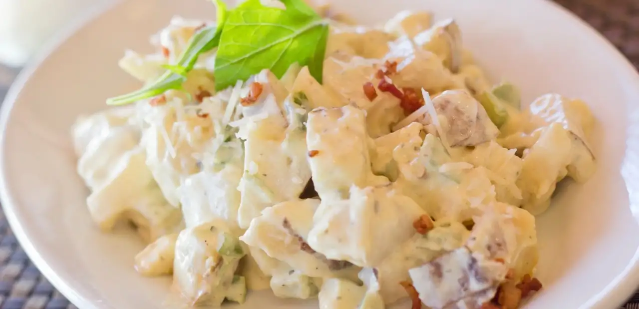 Patatesli Yoğurtlu Enginar Salatası Tarifi