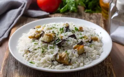 Patlıcanlı Pilav Tarifi