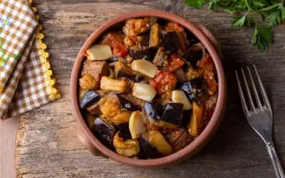 Patlıcanlı Tencere Kebabı Tarifi