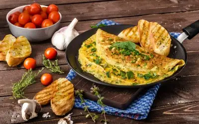 Otlu Peynirli Omlet Tarifi