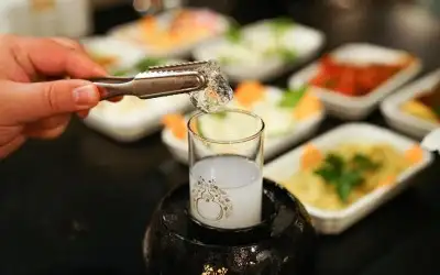 Rakı Nasıl Üretilir?: Rakı Üretim Süreci ve Rakı İçme Adabı
