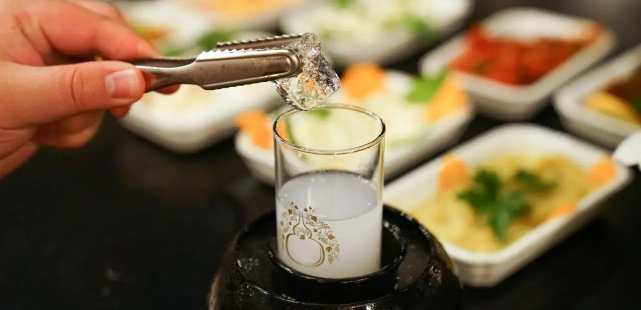 Rakı Nasıl Üretilir?: Rakı Üretim Süreci ve Rakı İçme Adabı