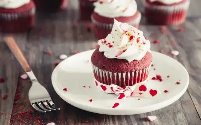 Red Velvet Cupcake Tarifi
