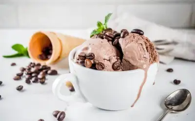 Şekersiz Kahveli Dondurma Tarifi