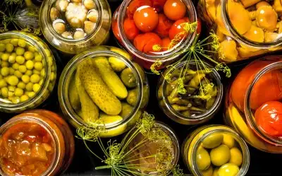 En Kolay Turşu Tarifleri: Tam Ölçülü ve Nefis 26 Ev Yapımı Turşu Tarifi