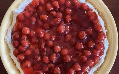 Vişne Soslu Pasta Tarifi