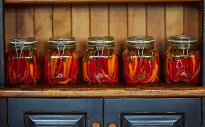 Yağlı Acı Biber Turşusu Tarifi