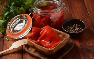 Yağlı Köz Biber Turşusu Tarifi