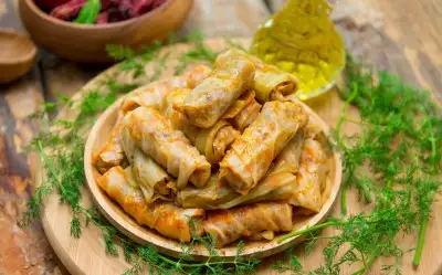 Zeytinyağlı Lahana Sarması Tarifi